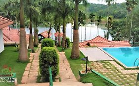 The Wave Lakeview Resort & Spa